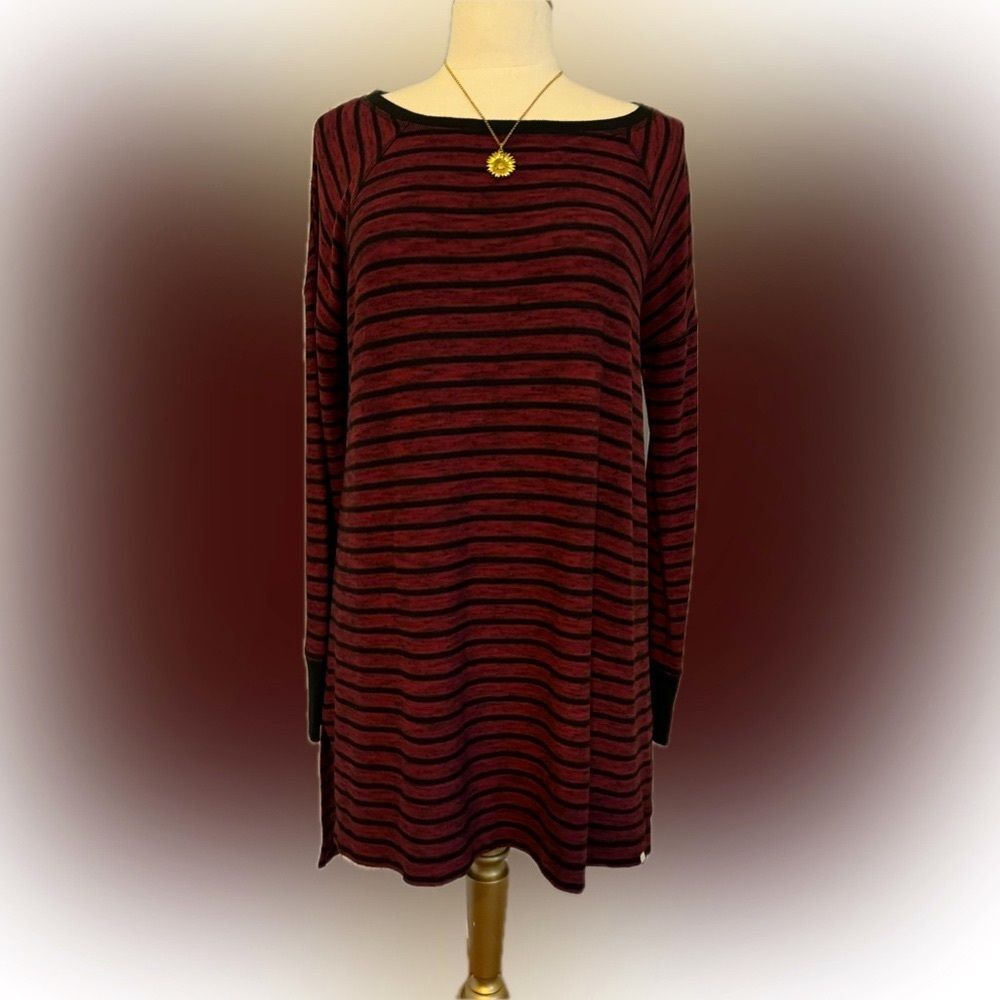 Caslon maroon & black comfy dress that feels like you’re wearing a T-shirt!